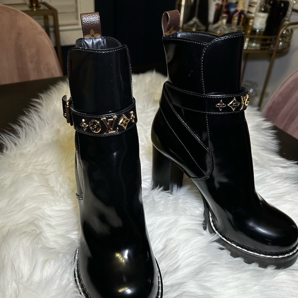 LV STAR TRAIL ANKLE BOOT - Picture 2 of 14